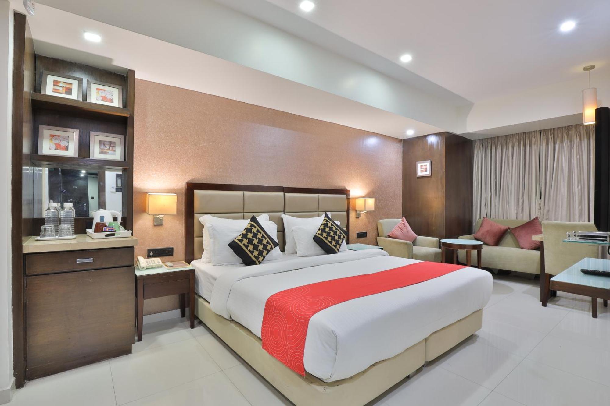 Krios Hotel - Near Sg Highway, Ahmedabad Exterior photo